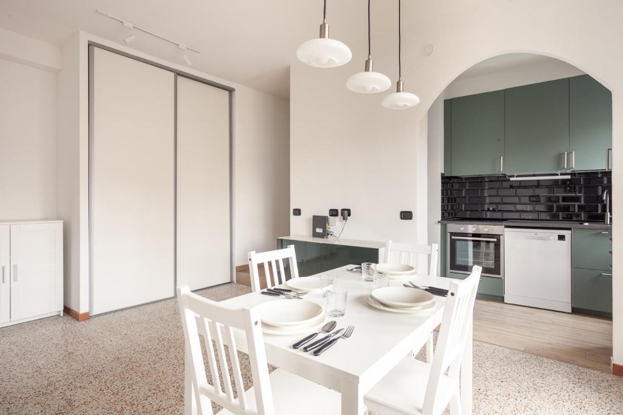 Spazioso Appartamento - City Life - Fiera Milano - Alcuino 5 Εξωτερικό φωτογραφία