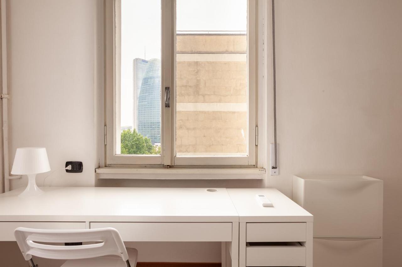 Spazioso Appartamento - City Life - Fiera Milano - Alcuino 5 Εξωτερικό φωτογραφία